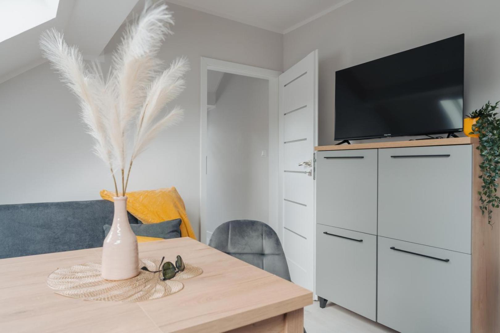 Apartamenty Ok'S - Blisko Centrum W Pelni Wyposazone - By Spaceapart Jelenia Góra Exterior foto